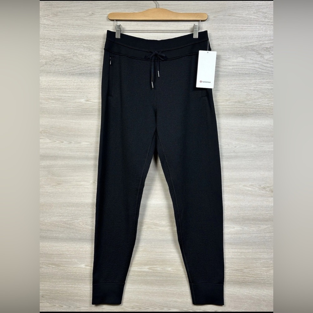 NWOT Lululemon Engineered Warmth Drawstring Perfo… - image 1